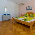 別荘 Three-bedroom In Ii ツリクヴェニツァ
