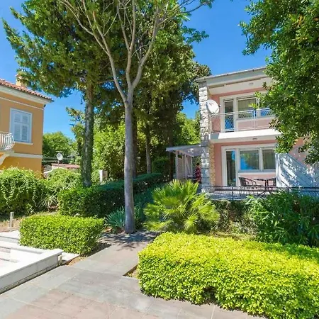 Three-bedroom In Ii Nyaraló