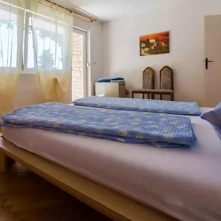 Three-bedroom In Ii