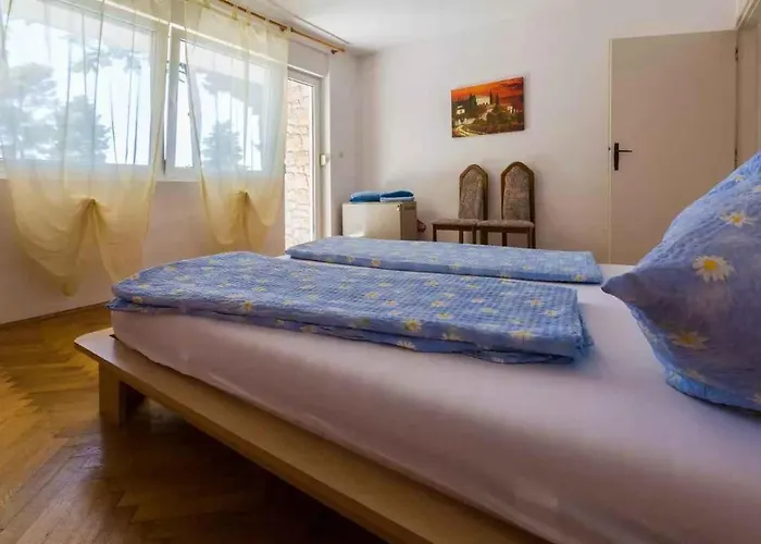 Three-bedroom In Ii