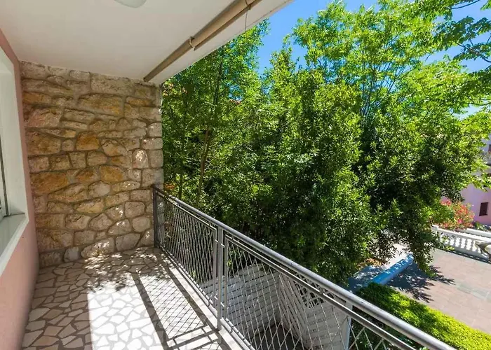 Nyaraló Three-bedroom In Ii