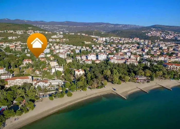 Three-bedroom In Ii * Crikvenica