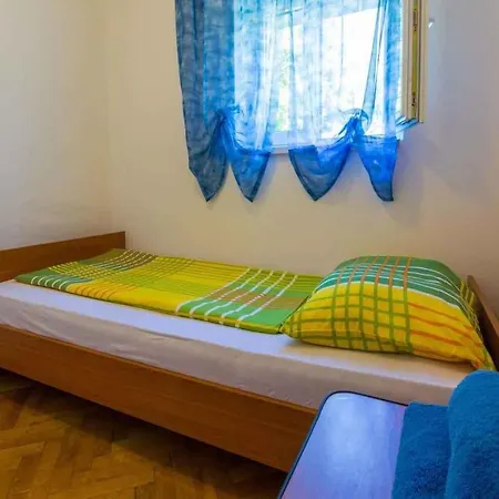 Three-bedroom In Ii Crikvenica