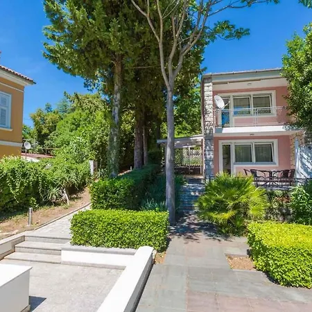 Three-bedroom In Ii Crikvenica