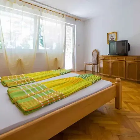 Three-bedroom In Ii *